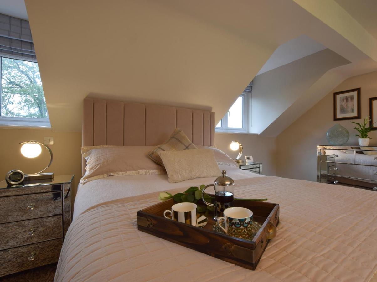 Solway Villa Chester Bagian luar foto